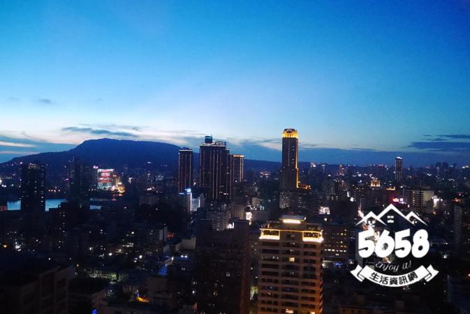 85旅行家 Apartment Kaohsiung Luaran gambar